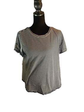 Liz Claiborne Short Sleeve Striped Top with Button Detail Size XL